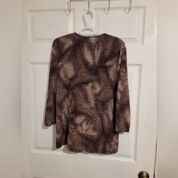 East 5th animal print shimmer top - Picture 2 of 8